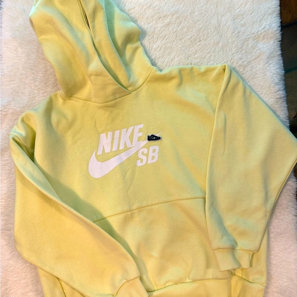 Nike SB Light Yellow Hoodie - Picture 1 of 3